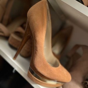 Tan heels